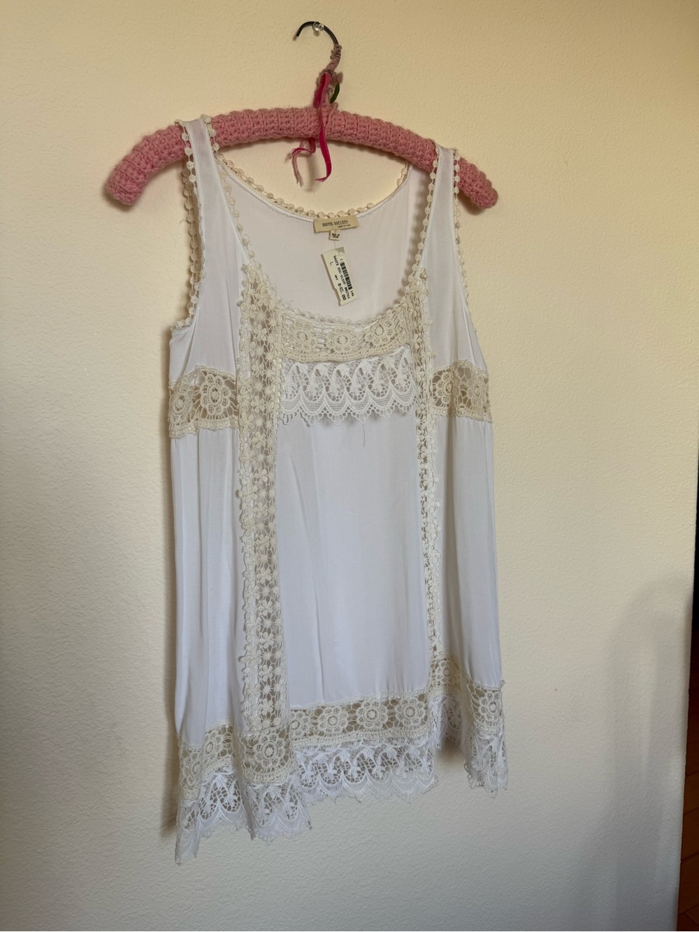 Haute Society White Lace Trim Tank Blouse